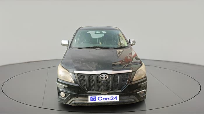 2015 Toyota Innova 2.5 GX 7 STR, Diesel, Manual, 1,91,084 km, exterior