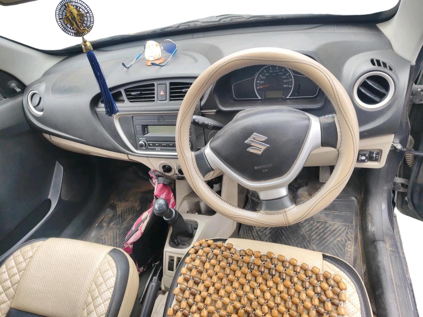 2022 Maruti Alto VXI, CNG, Manual, 82,043 km, interior