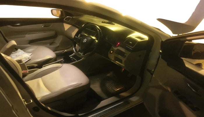 2016 Maruti Ciaz ZXI+, Petrol, Manual, 1,13,377 km, interior