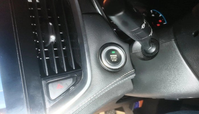 2019 MG HECTOR SHARP HYBRID 1.5 PETROL, Petrol, Manual, 56,178 km, interior