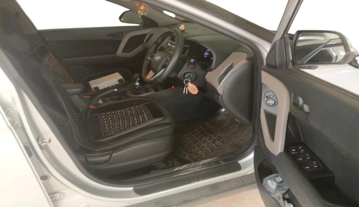 2017 Hyundai Creta E PLUS 1.6 PETROL, Petrol, Manual, 31,504 km, interior