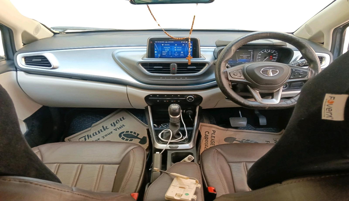 2023 Tata ALTROZ XZA + SUNROOF, Petrol, Automatic, 24,944 km, interior