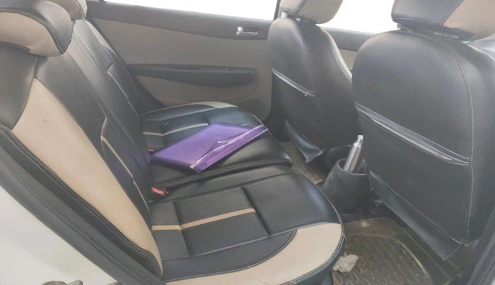 2014 Hyundai i20 ASTA 1.4 CRDI, Diesel, Manual, 1,12,187 km, interior