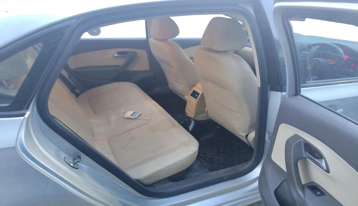 2014 Volkswagen Vento HIGHLINE DIESEL 1.6, Diesel, Manual, 79,690 km, interior