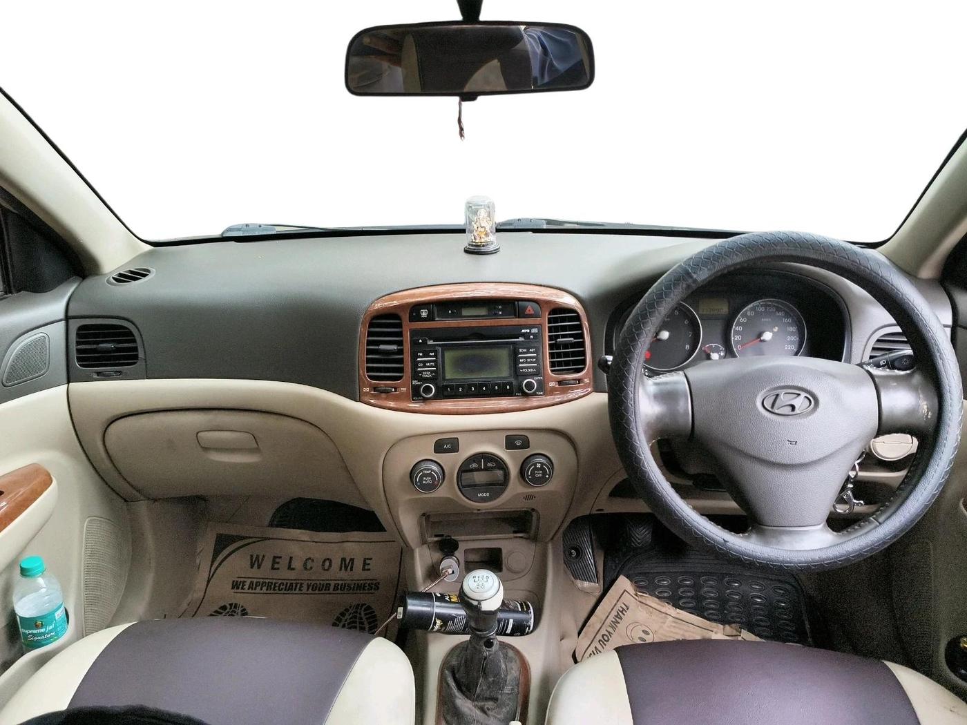 2011 Hyundai Verna TRANSFORM 1.6 SX VTVT, Petrol, Manual, 1,13,990 km, interior