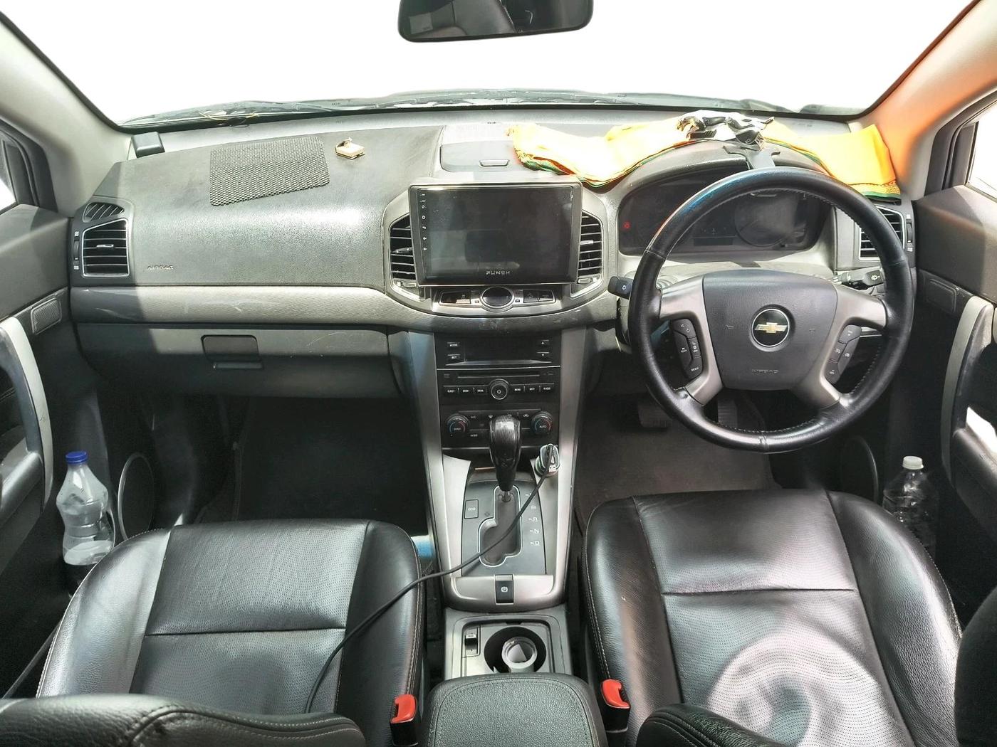 2013 Chevrolet Captiva LTZ AWD AT, Diesel, Automatic, 1,02,697 km, interior