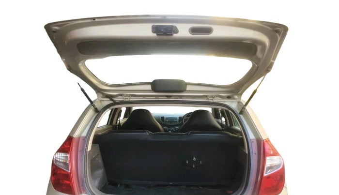 2012 Hyundai i10 ERA 1.1 LPG, Petrol, Manual, 99,326 km, exterior