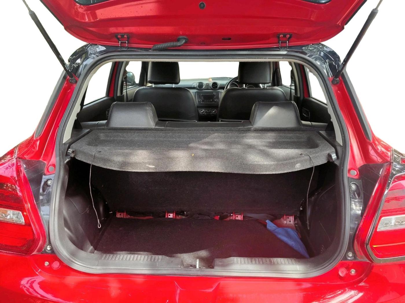 2021 Maruti Swift VXI, Petrol, Manual, 44,302 km, exterior