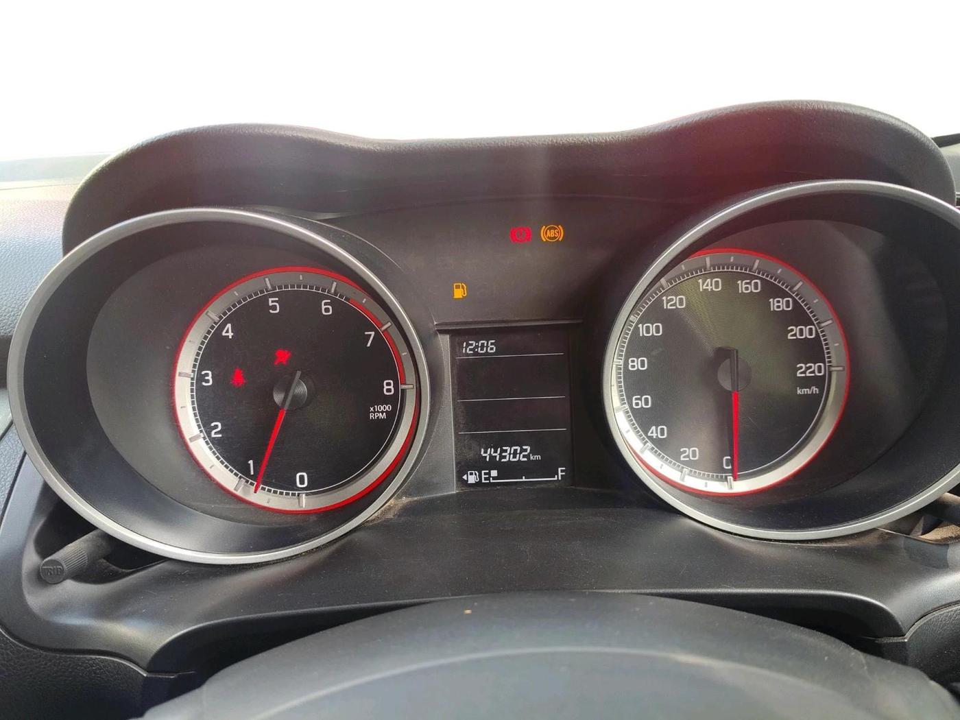 2021 Maruti Swift VXI, Petrol, Manual, 44,302 km, interior