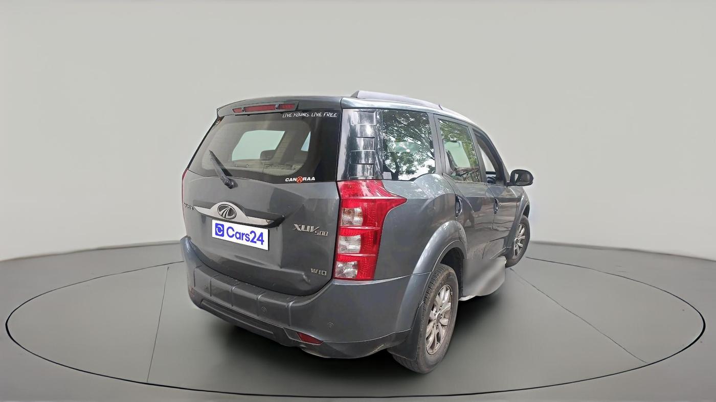 2016 Mahindra XUV500 W10, Diesel, Manual, 1,57,574 km, exterior