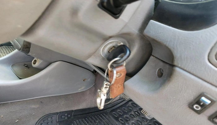 2004 Hyundai Accent VIVA BASE, Petrol, Manual, 1,28,458 km, interior