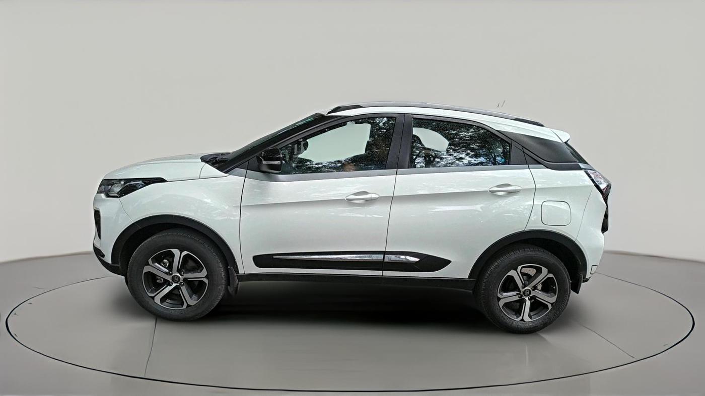 2022 Tata NEXON XZ PLUS PETROL, Petrol, Manual, 43,129 km, exterior