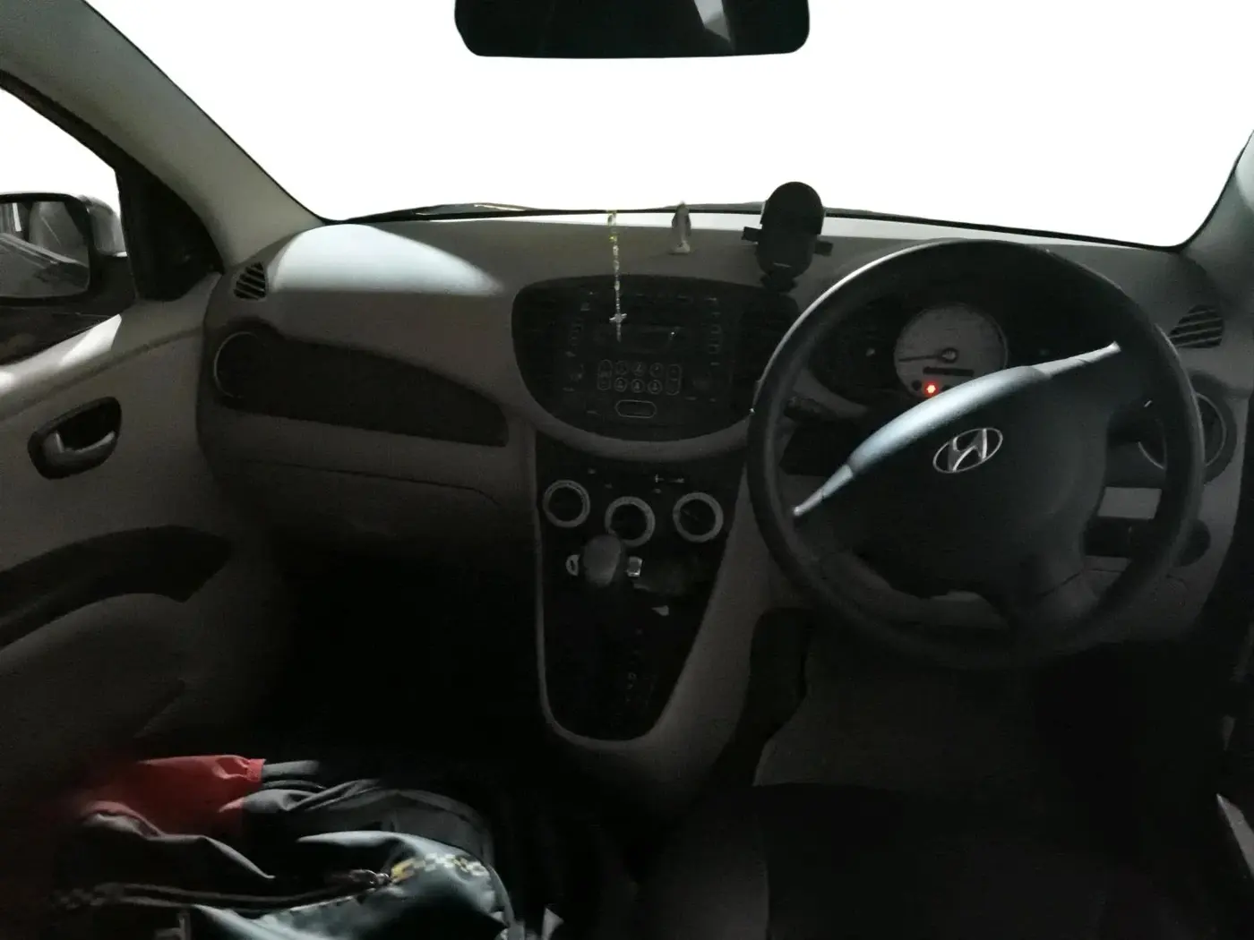 2010 Hyundai i10 SPORTZ 1.2 AT, Petrol, Automatic, 82,247 km, interior