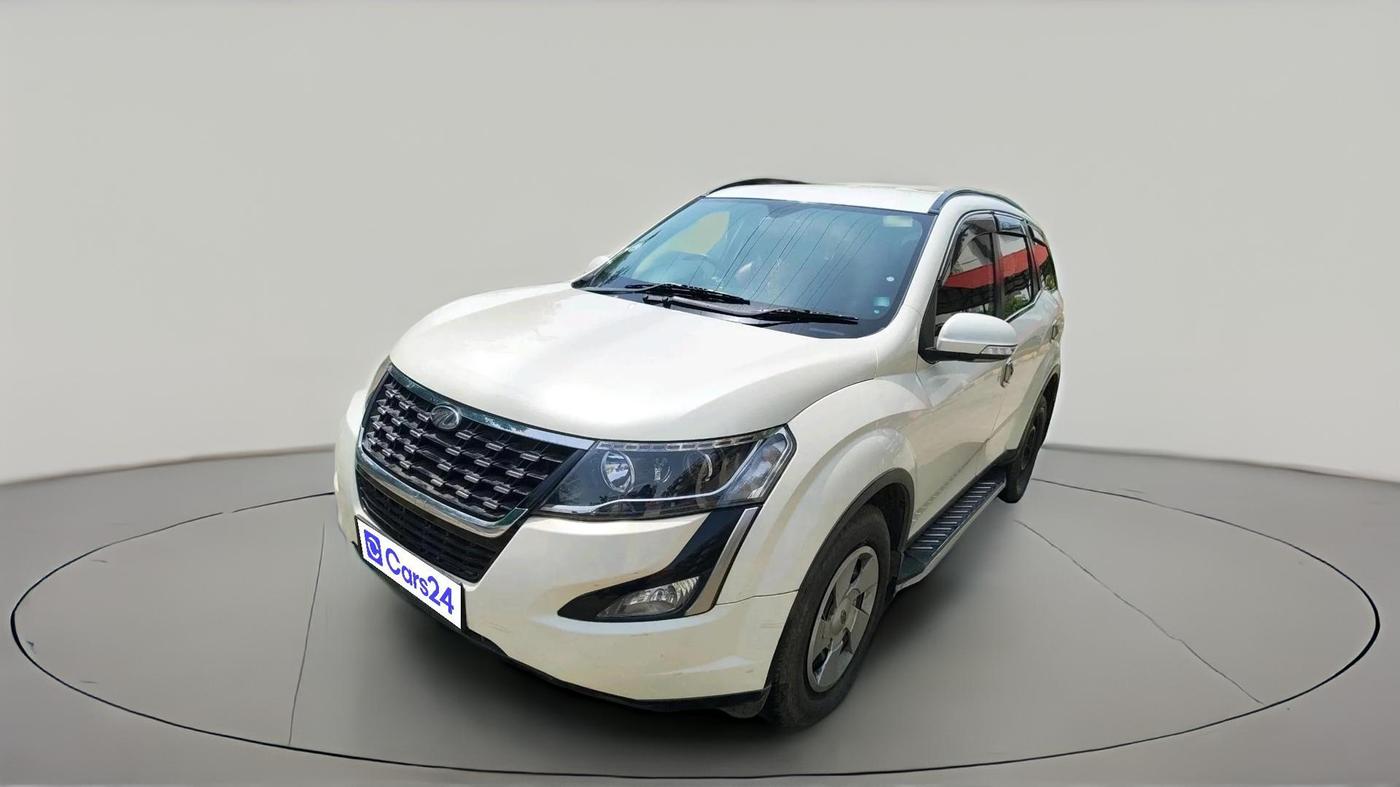 2018 Mahindra XUV500 W7 AT, Diesel, Automatic, 41,921 km, exterior