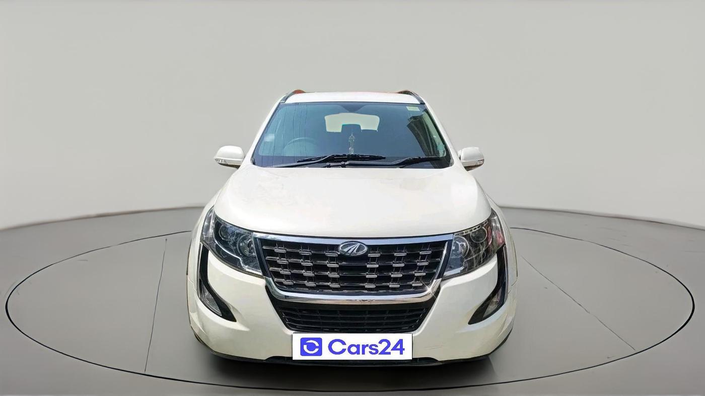 2018 Mahindra XUV500 W7 AT, Diesel, Automatic, 41,921 km, exterior