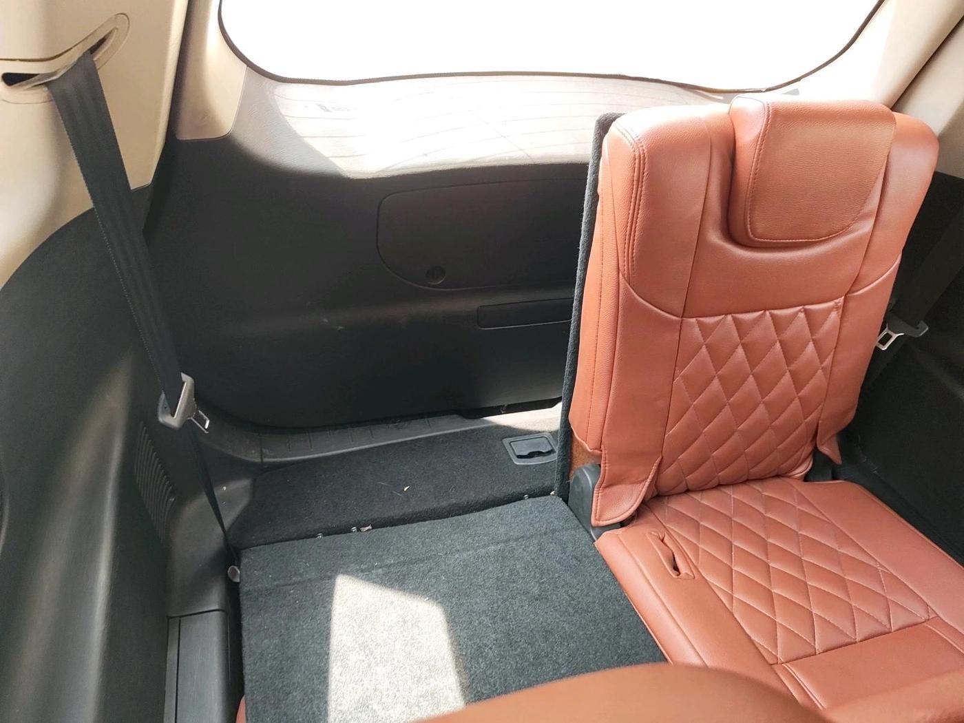 2018 Mahindra XUV500 W7 AT, Diesel, Automatic, 41,921 km, interior