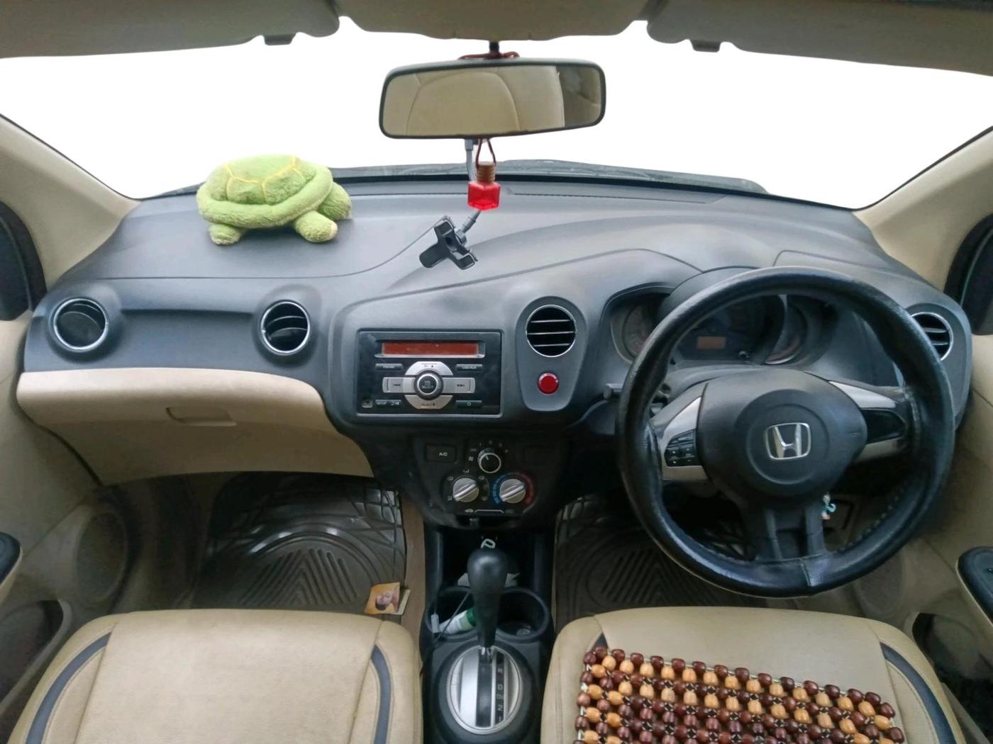 2014 Honda Amaze 1.2L I-VTEC S AT, Petrol, Automatic, 71,200 km, interior