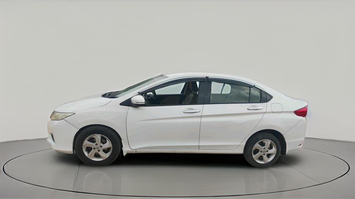 2015 Honda City 1.5L I-DTEC V, Diesel, Manual, 84,247 km, exterior