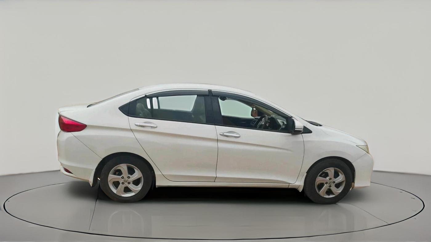 2015 Honda City 1.5L I-DTEC V, Diesel, Manual, 84,247 km, exterior