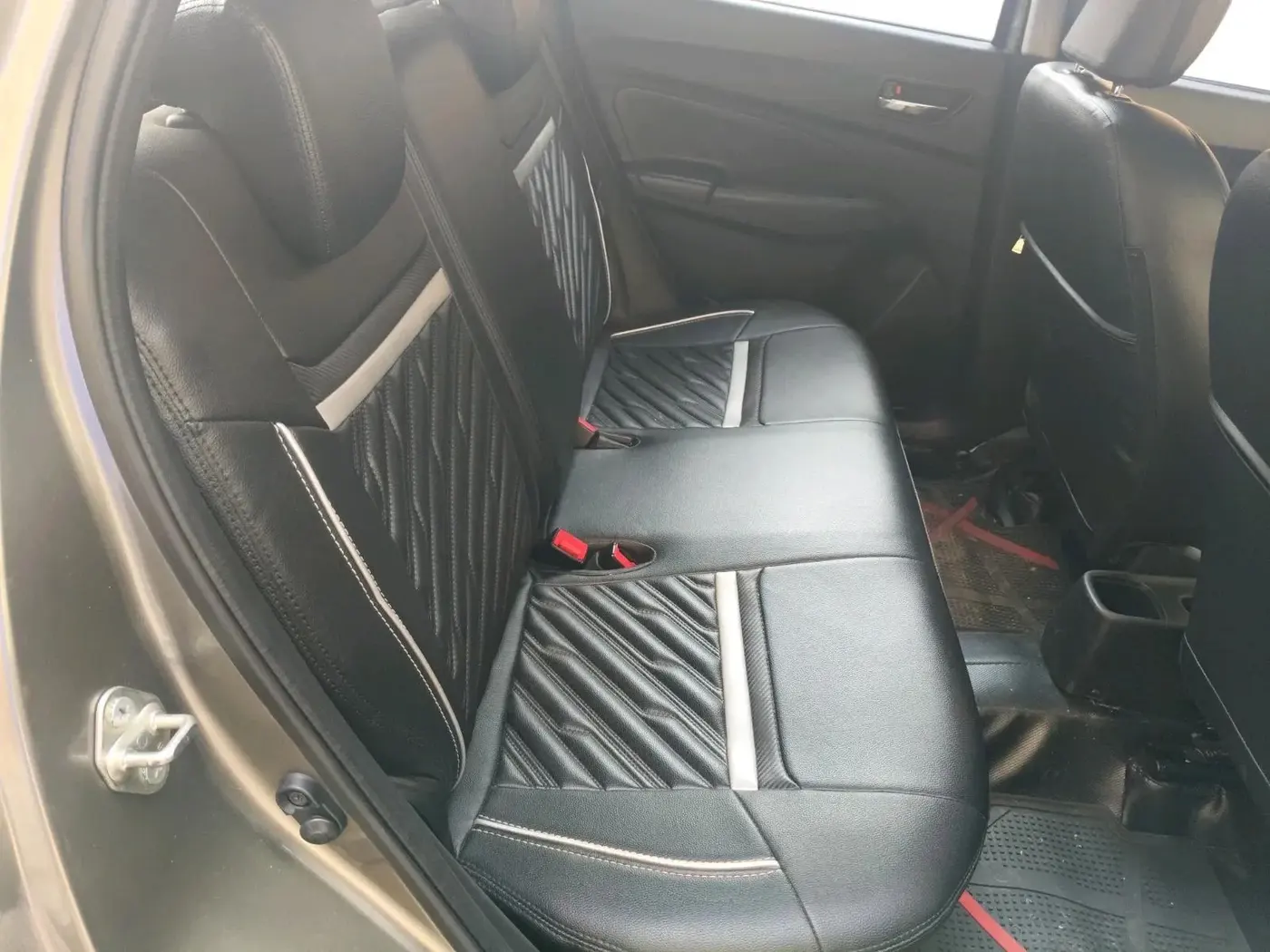 2018 Maruti Swift ZXI AMT, Petrol, Automatic, 20,340 km, interior