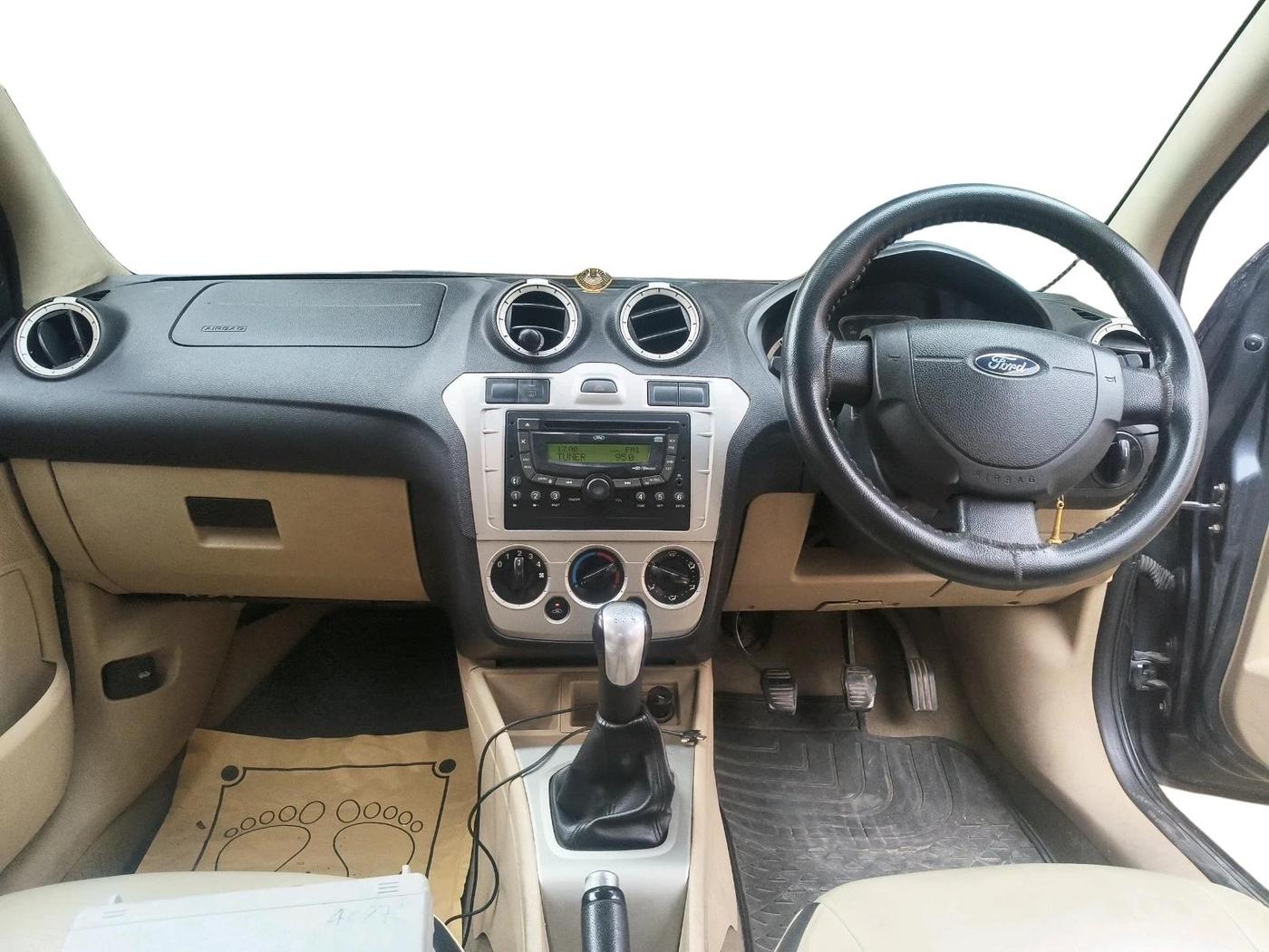 2013 Ford Classic 1.4 TITANIUM DIESEL, Diesel, Manual, 1,51,100 km, interior