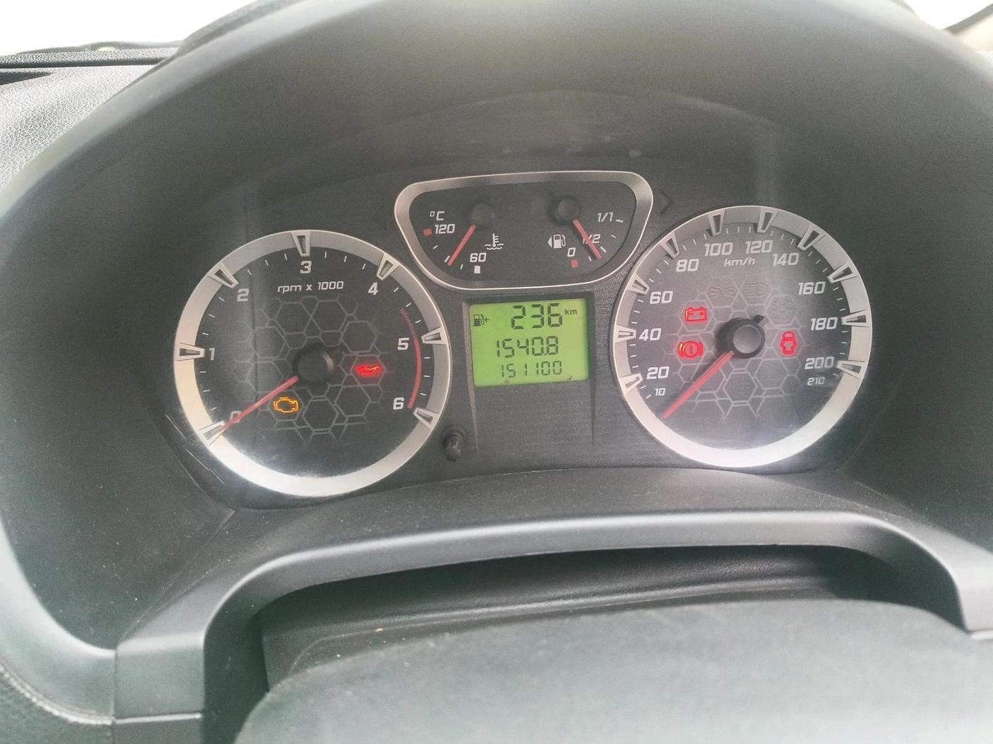 2013 Ford Classic 1.4 TITANIUM DIESEL, Diesel, Manual, 1,51,100 km, interior