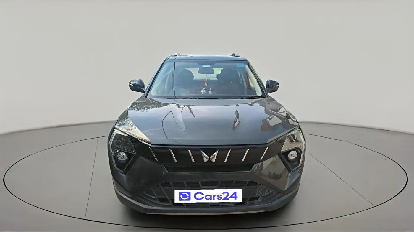 2024 Mahindra XUV 3XO MX3 1.2 L TCMPFi, Petrol, Manual, 31,893 km, exterior