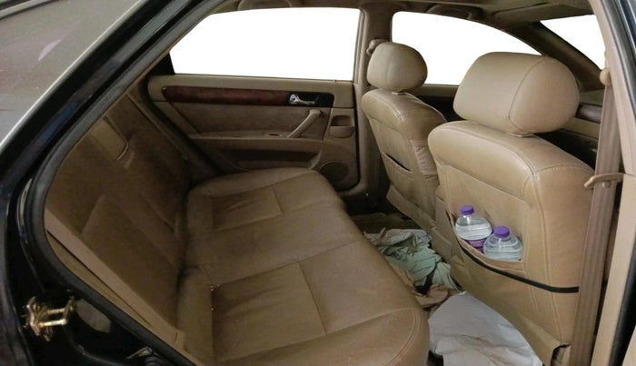 2005 Chevrolet Optra LT ROYALE 1.6, Petrol, Manual, 58,506 km, interior