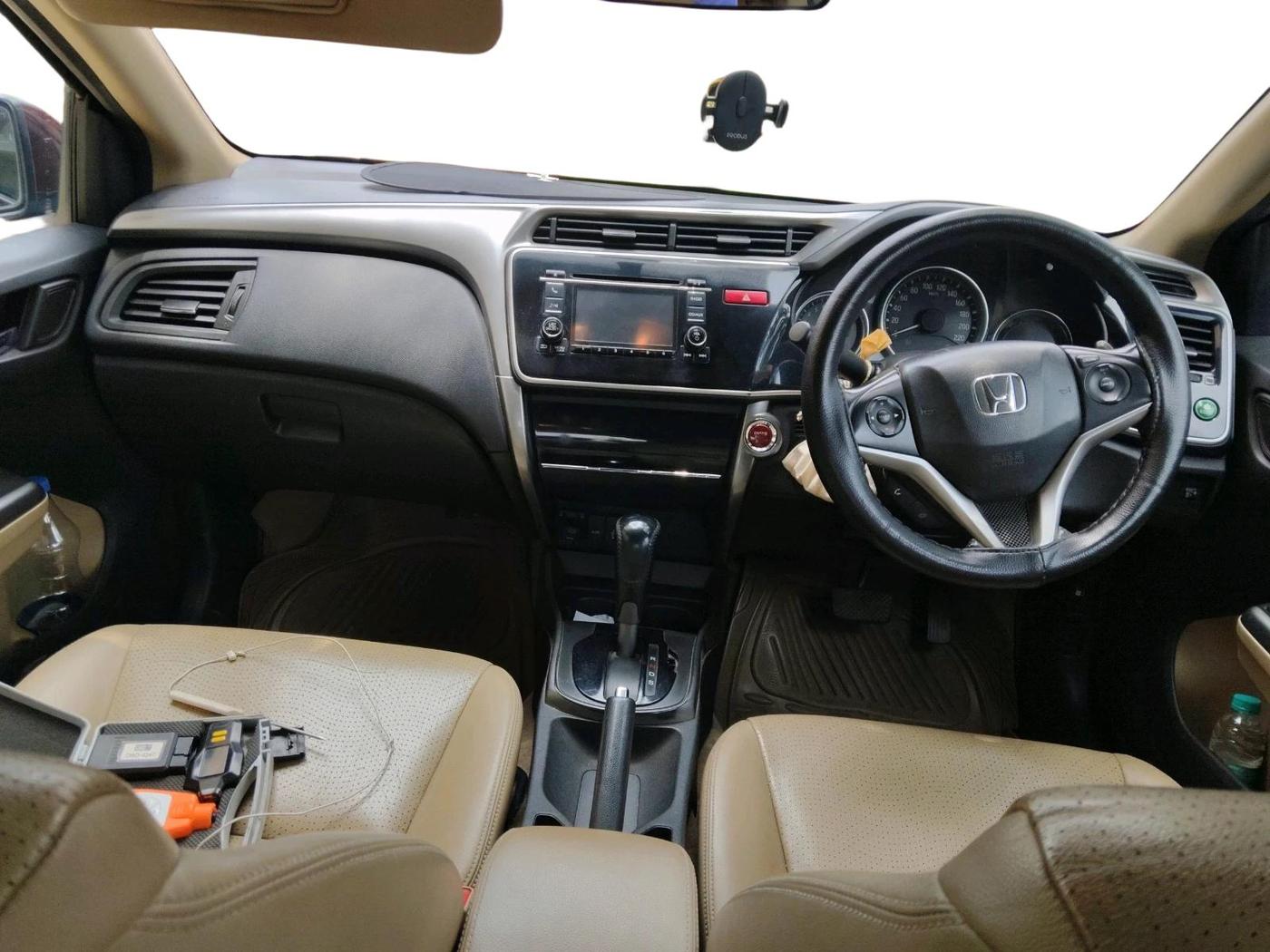 2015 Honda City 1.5L I-VTEC VX CVT, Petrol, Automatic, 1,52,429 km, interior