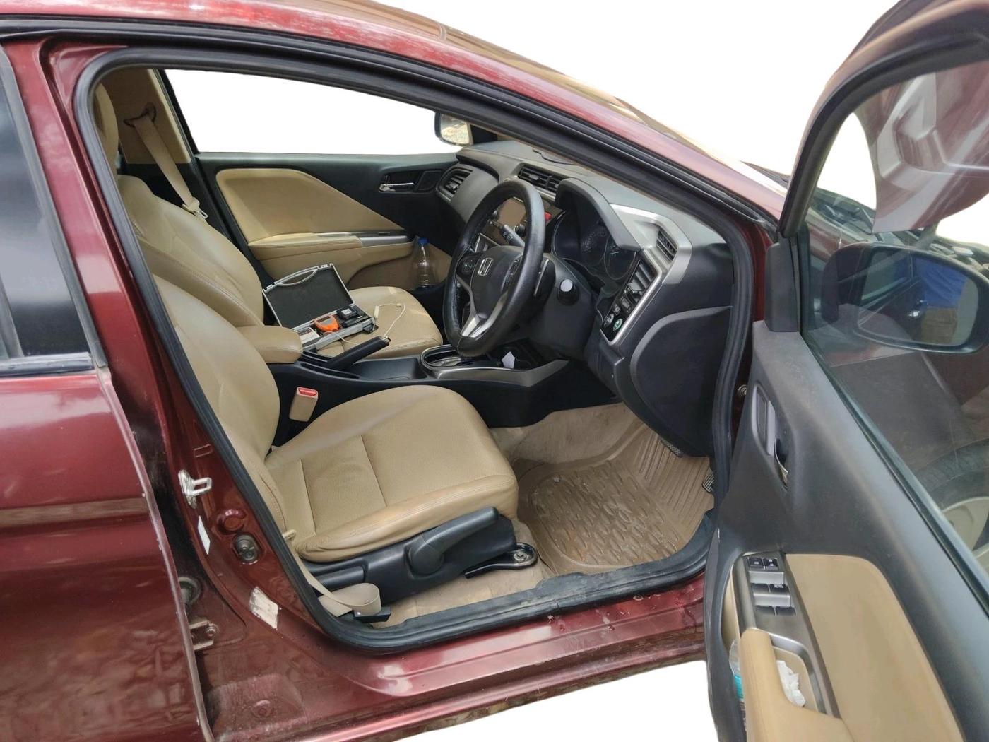 2015 Honda City 1.5L I-VTEC VX CVT, Petrol, Automatic, 1,52,429 km, interior