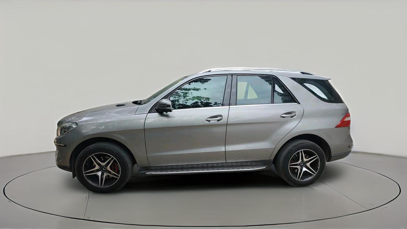 2013 Mercedes Benz Ml Class 250 CDI, Diesel, Automatic, 1,55,981 km, exterior