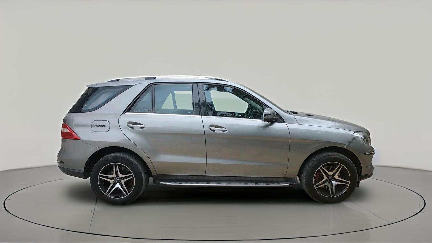 2013 Mercedes Benz Ml Class 250 CDI, Diesel, Automatic, 1,55,981 km, exterior
