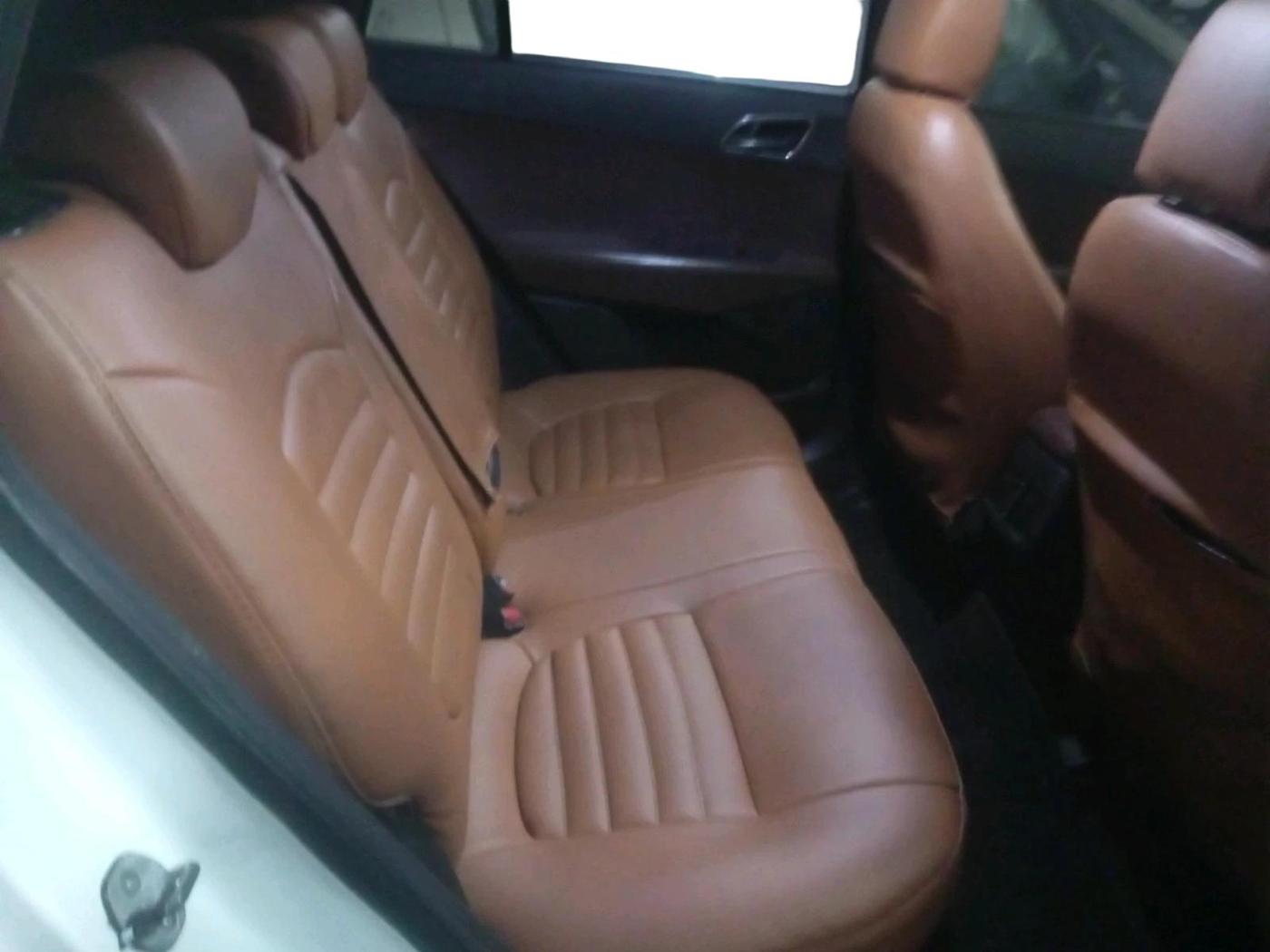 2015 Hyundai Creta SX PLUS AT 1.6 DIESEL, Diesel, Automatic, 98,137 km, interior