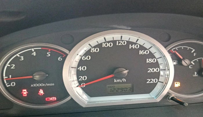 2011 Chevrolet Optra Magnum LT 2.0 TCDI, Diesel, Manual, 1,22,903 km, interior