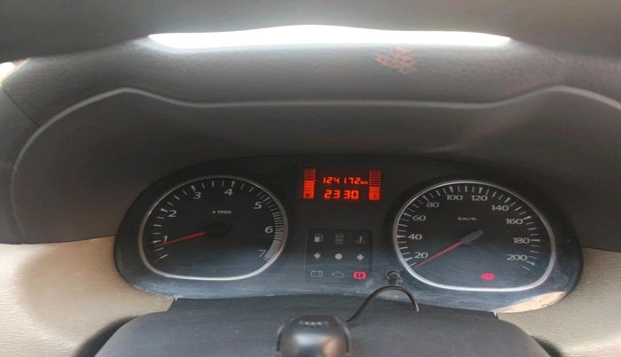 2013 Renault Duster 85 PS RXL DIESEL, Diesel, Manual, 1,24,172 km, interior