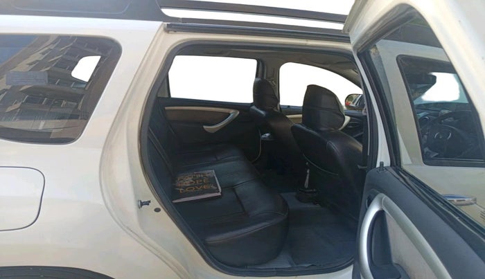 2013 Renault Duster 85 PS RXL DIESEL, Diesel, Manual, 1,24,172 km, interior