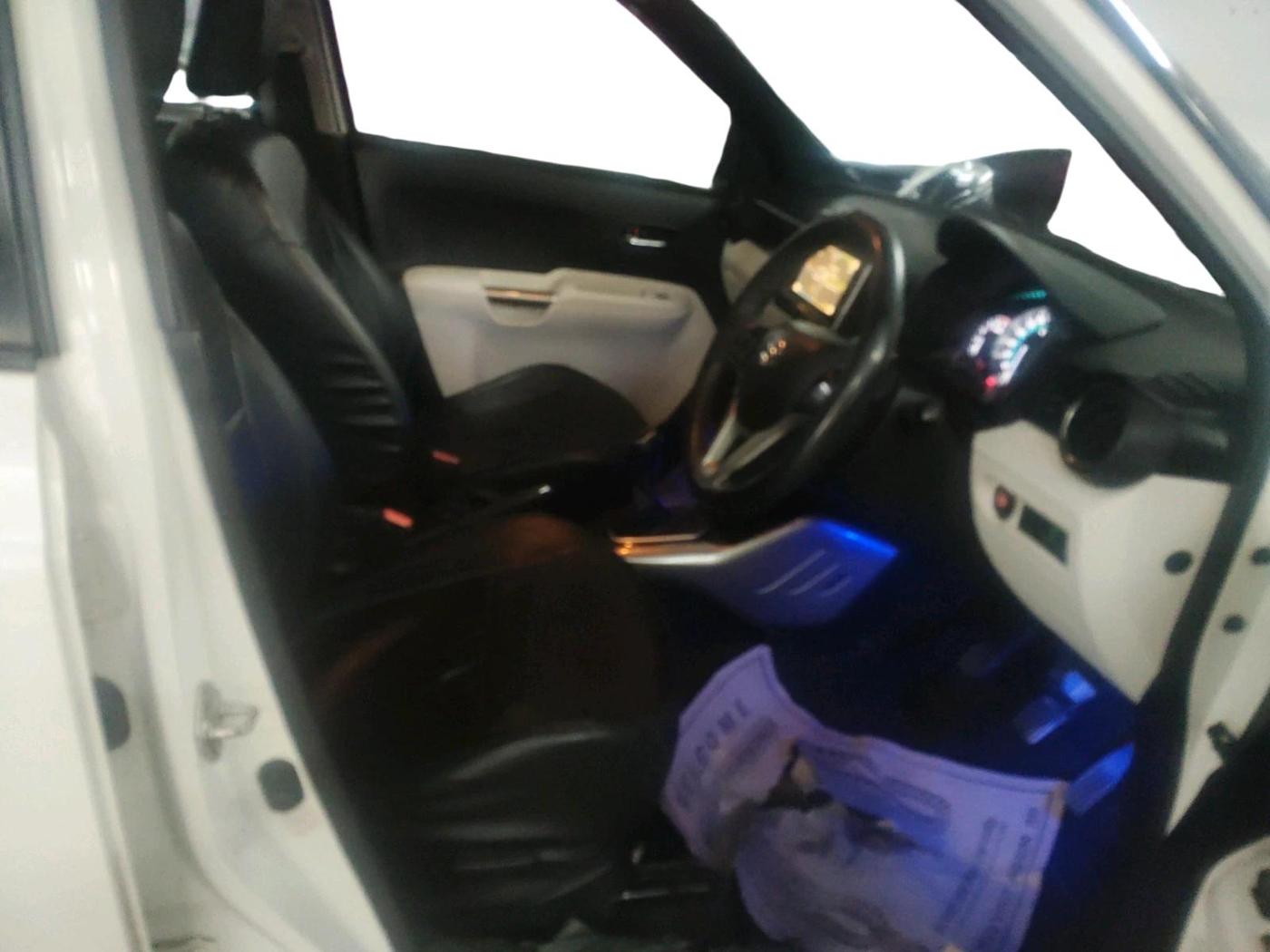 2018 Maruti IGNIS ALPHA 1.2, Petrol, Manual, 81,946 km, interior