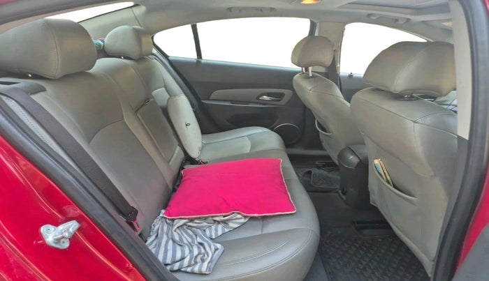 2010 Chevrolet Cruze LTZ AT, Diesel, Automatic, 1,47,364 km, interior