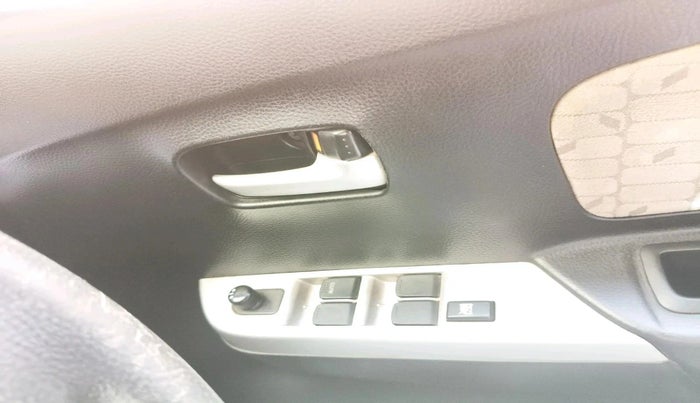 2013 Maruti Wagon R 1.0 VXI, Petrol, Manual, 23,078 km, interior