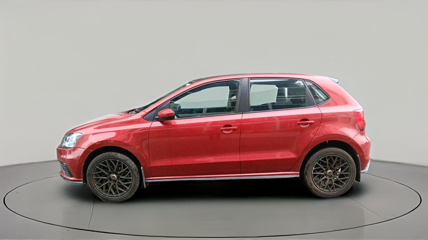 2020 Volkswagen Polo TRENDLINE 1.0L, Petrol, Manual, 1,37,573 km, exterior
