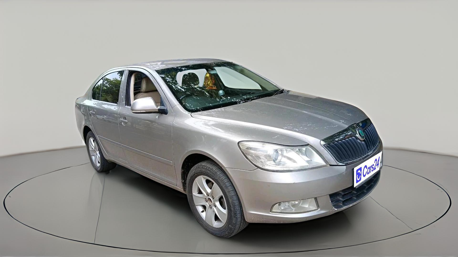 2013 Skoda Laura AMBIENTE 2.0 TDI CR MT