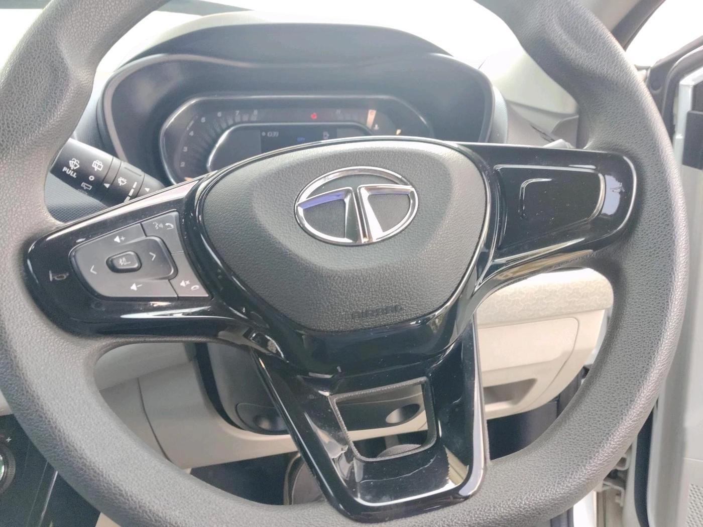 2023 Tata NEXON XZA PLUS PETROL, Petrol, Automatic, 20,275 km, interior