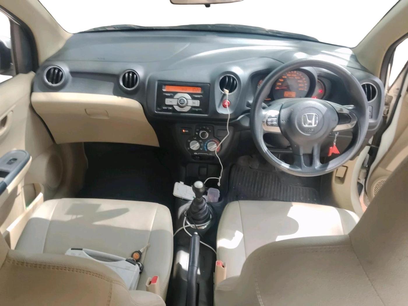 2014 Honda Amaze 1.5L I-DTEC SX, Diesel, Manual, 82,229 km, interior