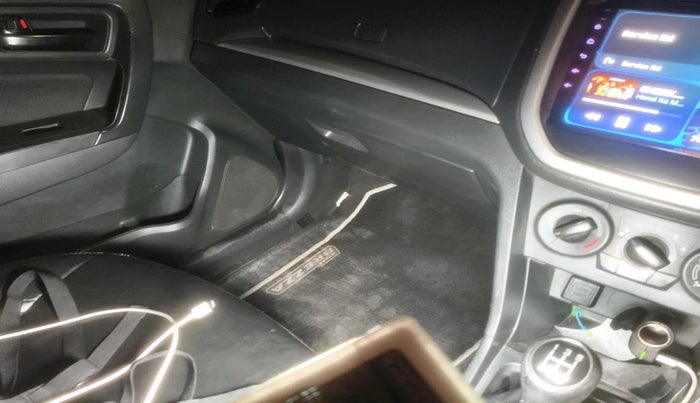 2017 Maruti Vitara Brezza VDI (O), Diesel, Manual, 64,500 km, interior