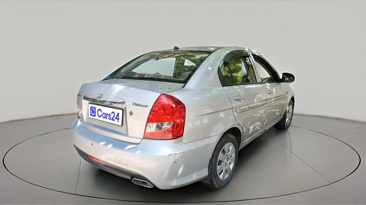 2011 Hyundai Verna TRANSFORM 1.6 VTVT, Petrol, Manual, 75,852 km, exterior