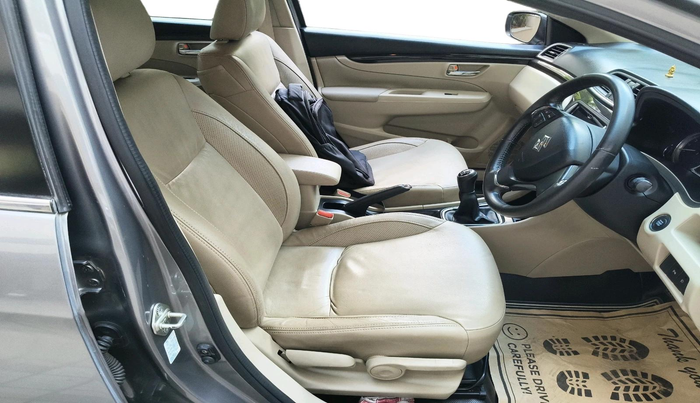 2015 Maruti Ciaz ZXI+, Petrol, Manual, 63,196 km, interior