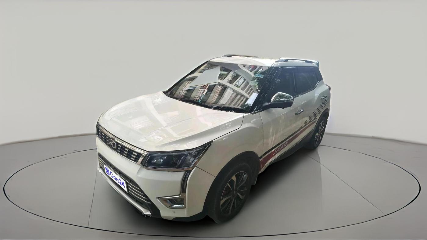 2020 Mahindra XUV300 W8 (O) 1.5 DIESEL AMT, Diesel, Automatic, 66,559 km, exterior