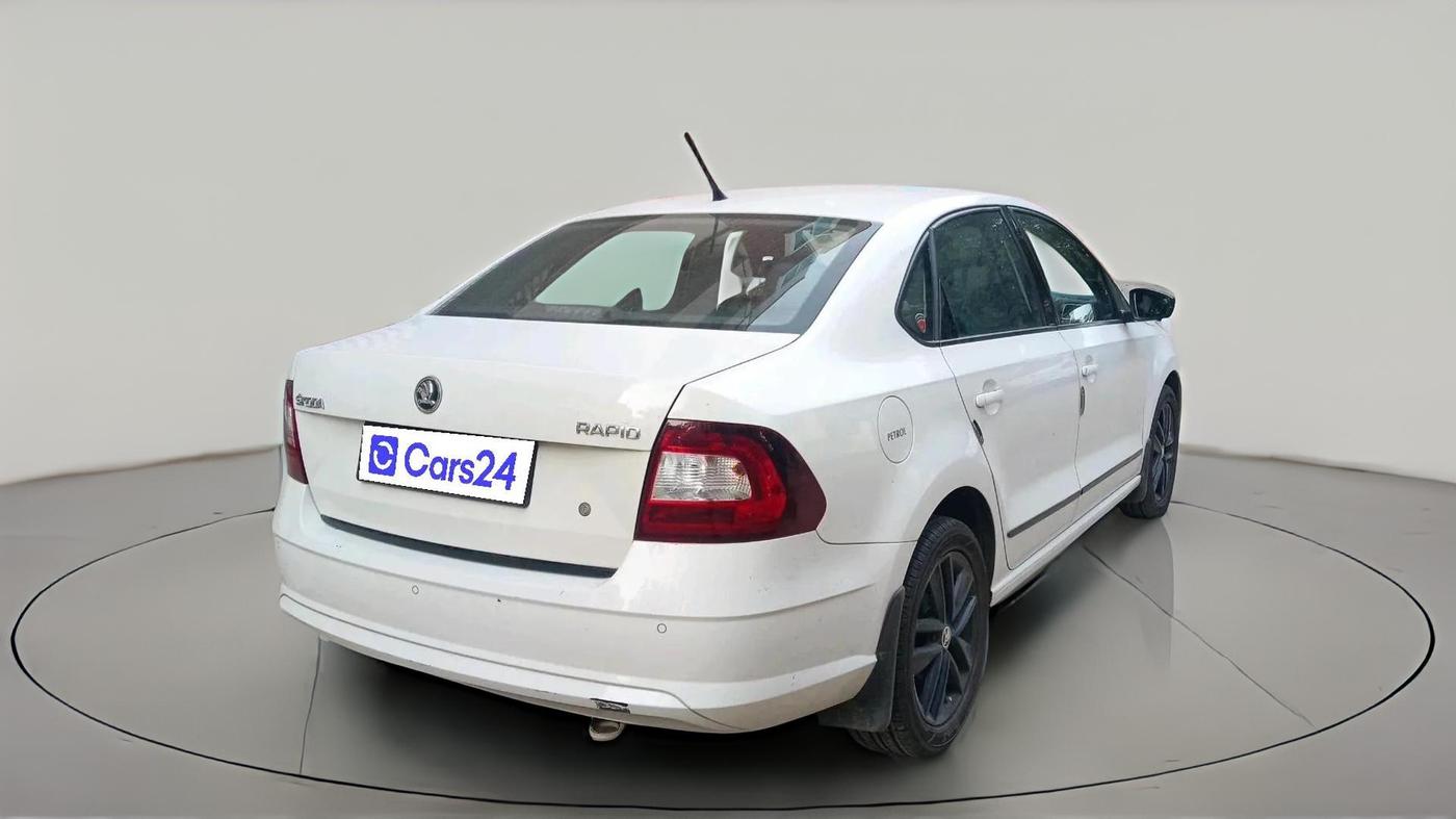 2021 Skoda Rapid 1.0 AMBITION TSI MT, Petrol, Manual, 35,840 km, exterior