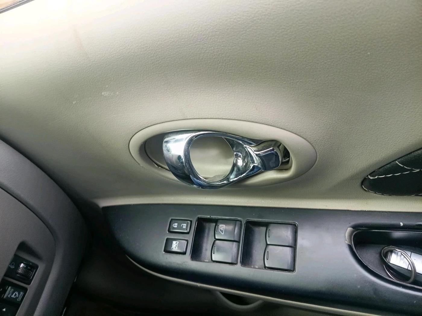 2015 Nissan Micra XV CVT, Petrol, Automatic, 47,822 km, interior