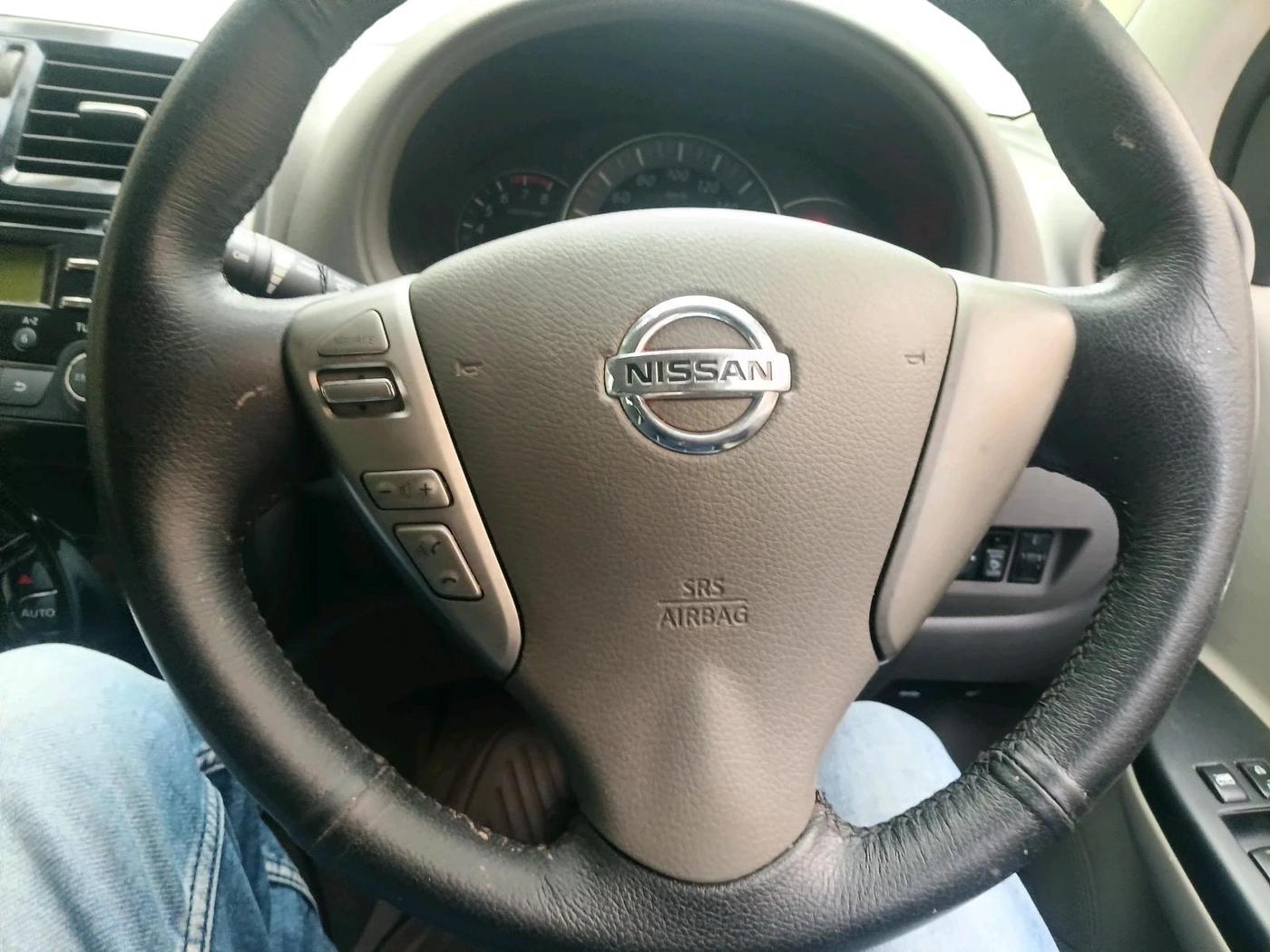 2015 Nissan Micra XV CVT, Petrol, Automatic, 47,822 km, interior